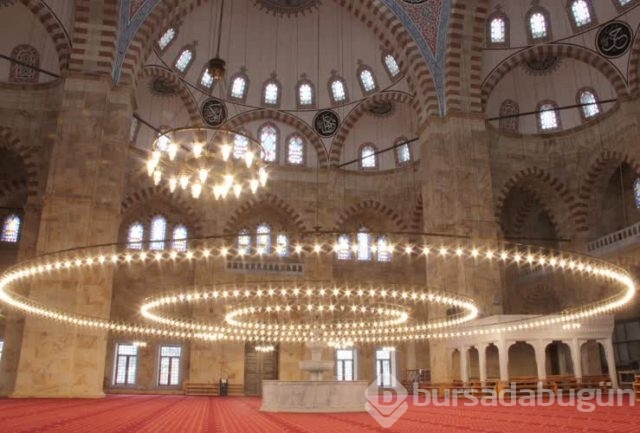 Yığma taş cami 29 yılda tamamlandı
