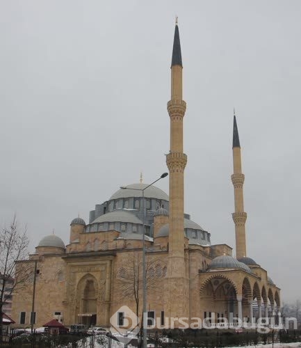 Yığma taş cami 29 yılda tamamlandı
