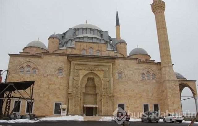 Yığma taş cami 29 yılda tamamlandı