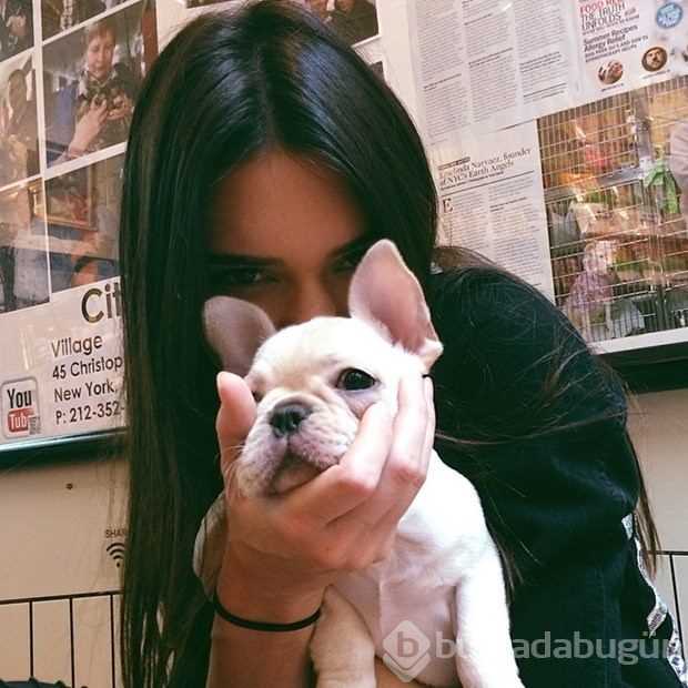 Kendall Jenner makyajsız yakalandı
