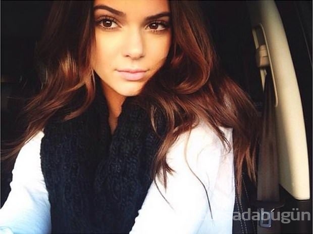 Kendall Jenner makyajsız yakalandı