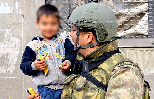 Silopi'de Mehmetçik'ten şefkat eli
