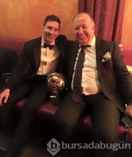 Sen neymişsin Eto'o!
