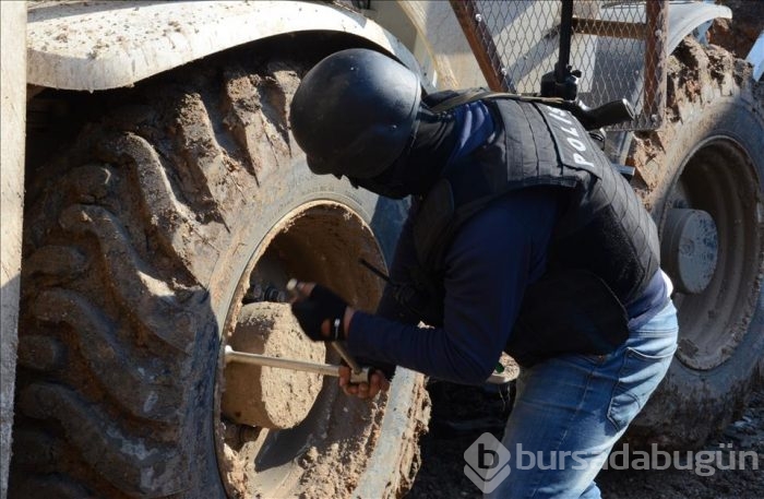Polis, belediyenin işini de yürütüyor