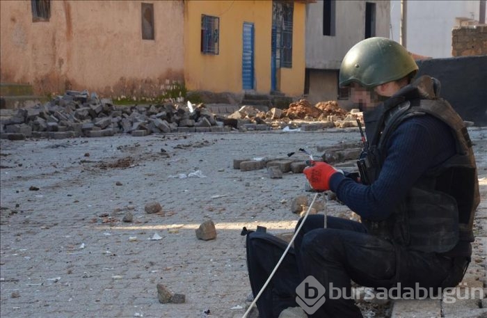 Polis, belediyenin işini de yürütüyor