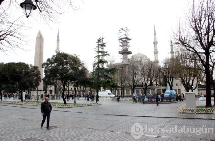 Terör turistleri korkutamadı