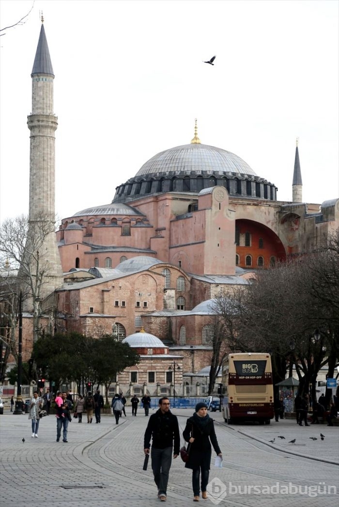 Terör turistleri korkutamadı