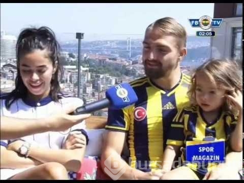 Caner'den boşanma davası!
