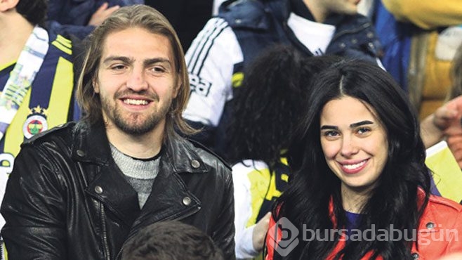 Caner'den boşanma davası!
