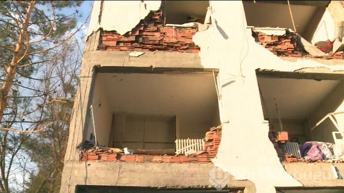 Diyarbakır'da emniyet müdürlüğüne bombalı saldırı	
