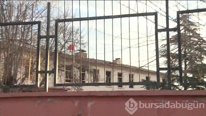 Diyarbakır'da emniyet müdürlüğüne bombalı saldırı	
