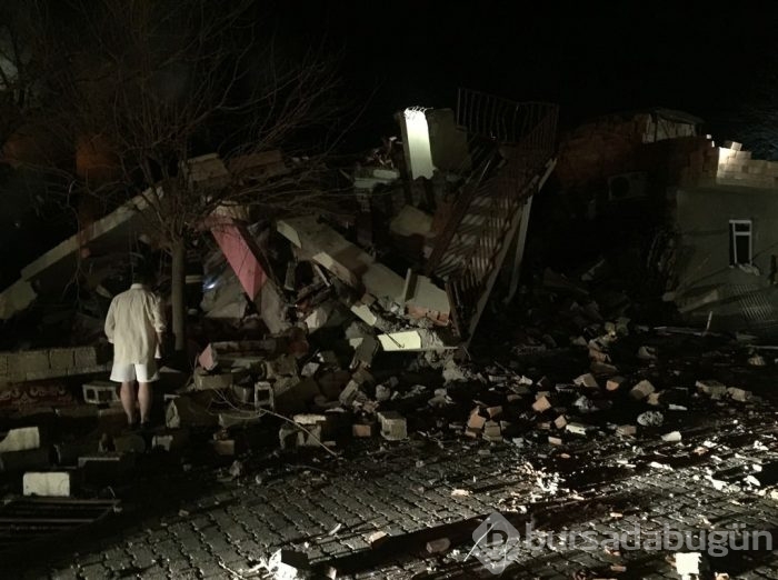Diyarbakır'da emniyet müdürlüğüne bombalı saldırı	
