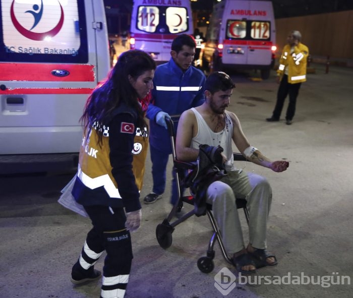 Diyarbakır'da emniyet müdürlüğüne bombalı saldırı	
