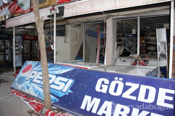 Diyarbakır'da emniyet müdürlüğüne bombalı saldırı	
