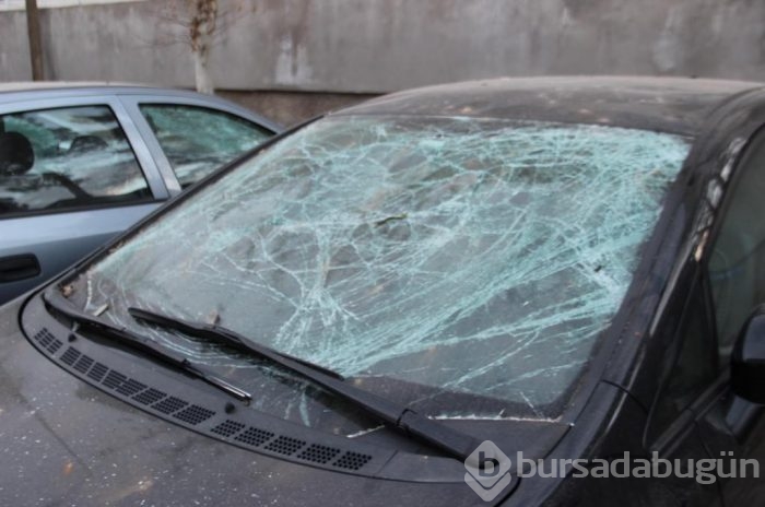 Diyarbakır'da emniyet müdürlüğüne bombalı saldırı	
