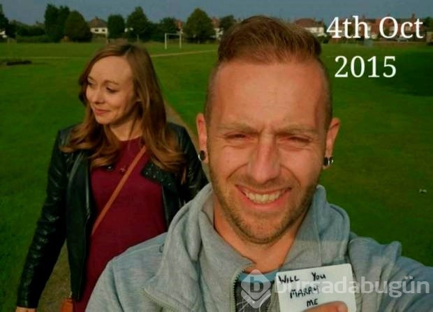 5 ay selfie çekerek evlenme teklif etti