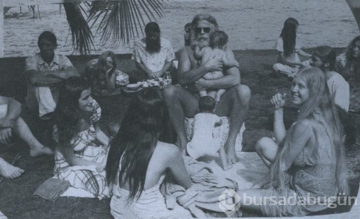 Burada herkes çıplak
