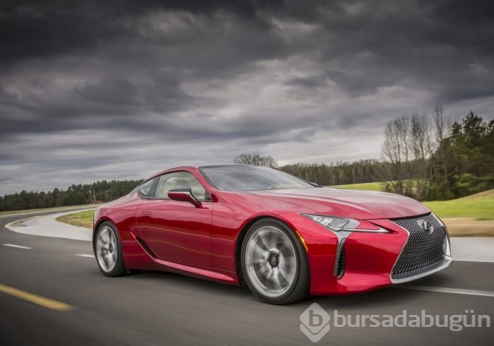 BMW 6'ya yeni rakip: Lexus LC 500 2017

