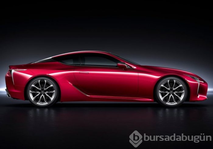 BMW 6'ya yeni rakip: Lexus LC 500 2017
