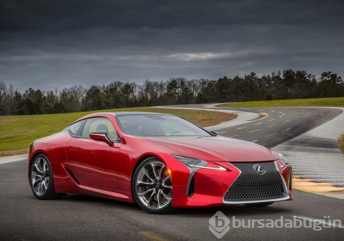 BMW 6'ya yeni rakip: Lexus LC 500 2017

