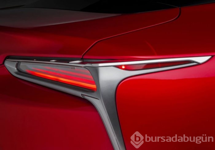 BMW 6'ya yeni rakip: Lexus LC 500 2017
