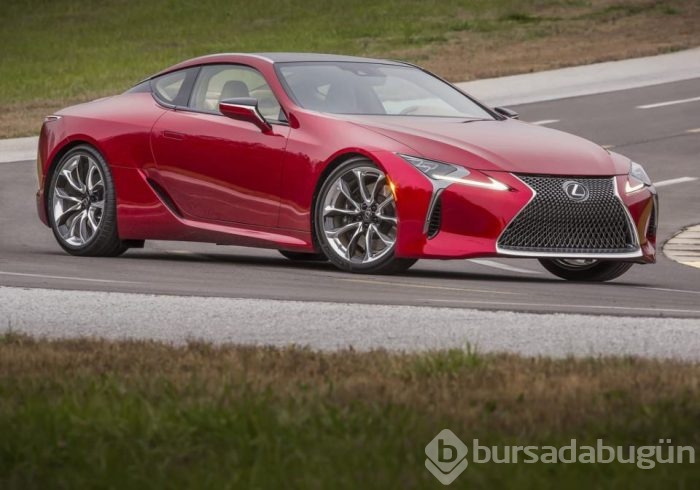 BMW 6'ya yeni rakip: Lexus LC 500 2017
