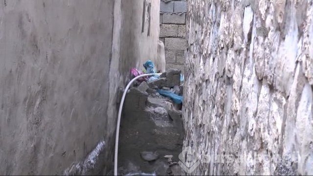 Teröristlerin kazdığı 40 metrelik tünel!