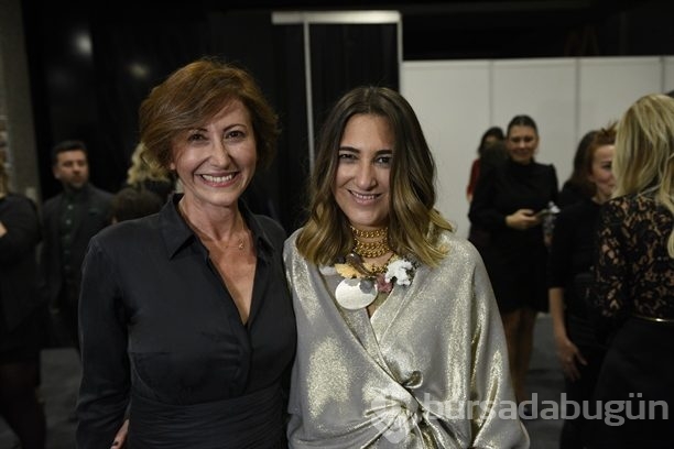 Tuvana Büyükçınar defilesine Çağla Şikel damgası!