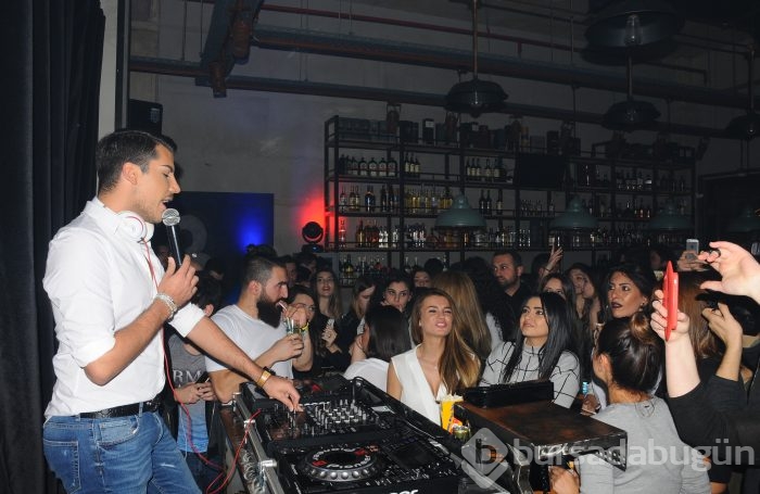 Bursalılar, Brera'da eğlenceye doydu....
