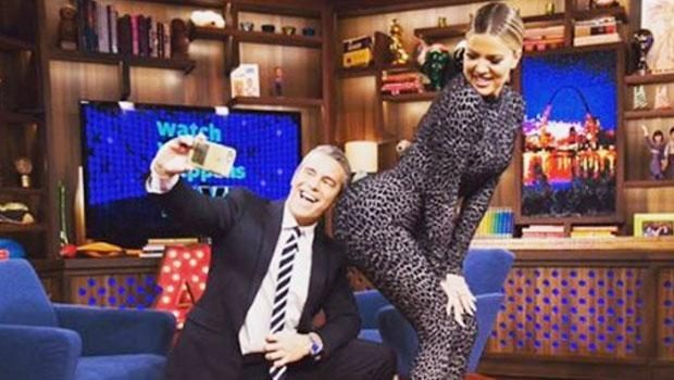 Khloe Kardashian'dan hatıra pozu 