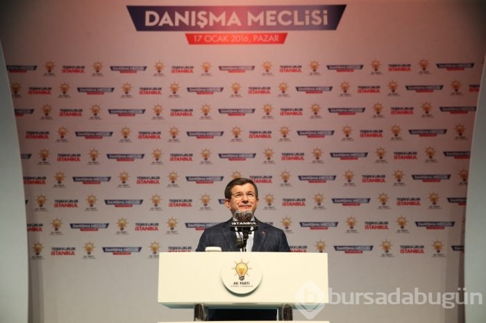 Davutoğlu, AK Parti İstanbul İl Danışma Meclisi Toplantısı'na katıldı