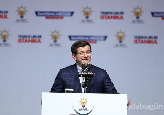 Davutoğlu, AK Parti İstanbul İl Danışma Meclisi Toplantısı'na katıldı