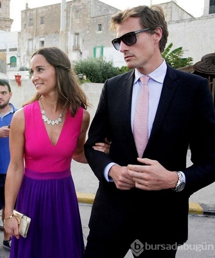 Pippa Middleton yeni sevgilisiyle ayrı eve çıktı