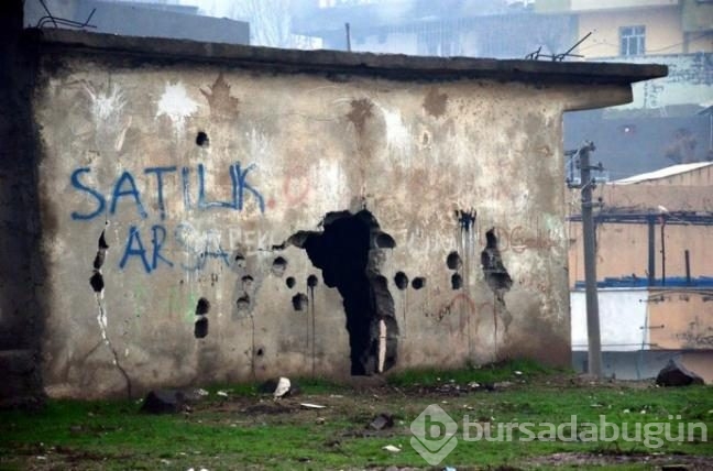 Dua kitabına bile bomba tuzakladılar