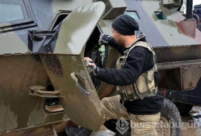 Dua kitabına bile bomba tuzakladılar