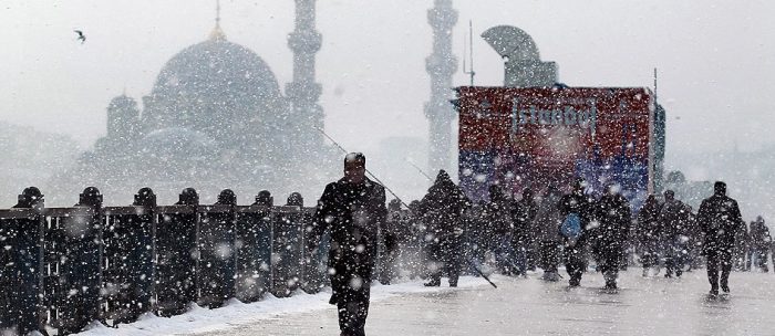 Kar bitti sanmayın yine geliyor!

