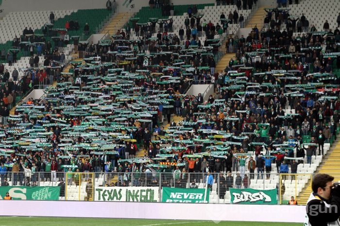 Bursaspor-B.Tepecikspor maçından kareler
