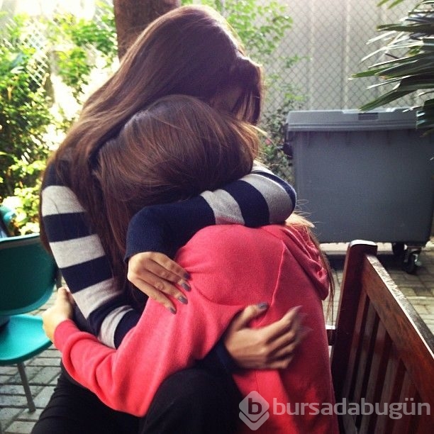 Bugün 21 Ocak Dünya Sarılma Günü!
