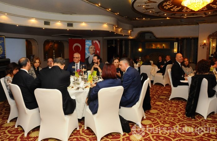 Rotary meslek hizmet ödülleri sahiplerini buldu...