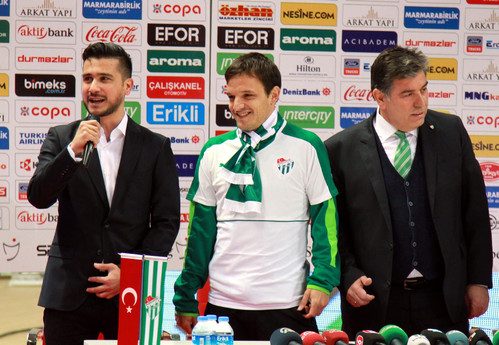 Batalla Bursaspor'a resmi imzayı attı!