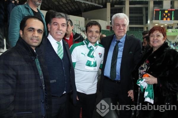 Batalla Bursaspor'a resmi imzayı attı!