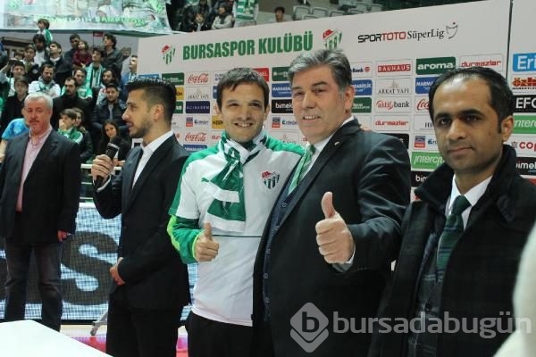 Batalla Bursaspor'a resmi imzayı attı!