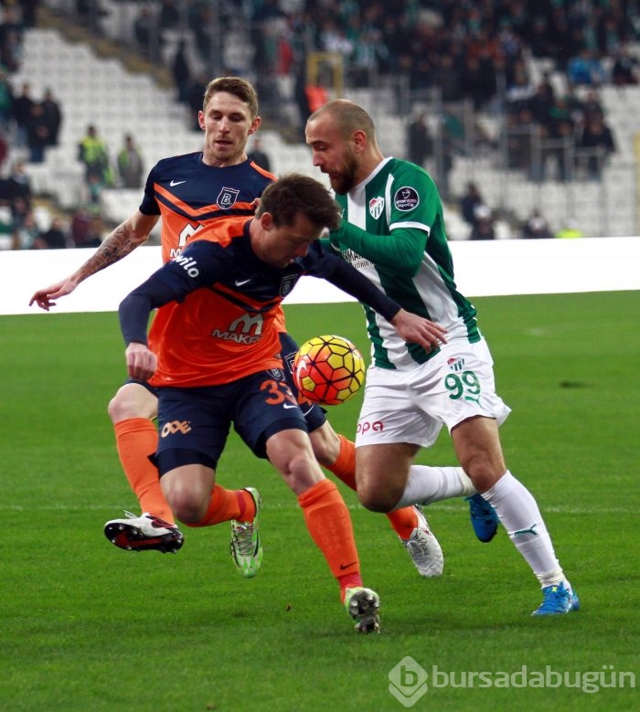 Bursaspor - Medipol Başakşehir maçından kareler