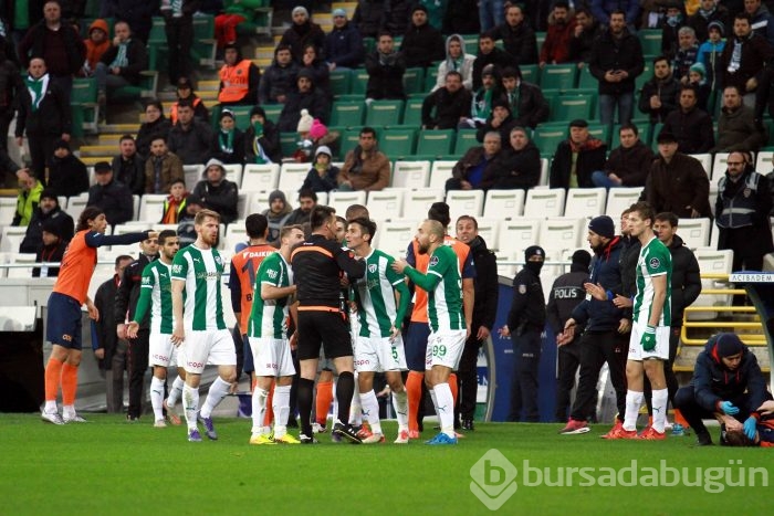 Bursaspor - Medipol Başakşehir maçından kareler