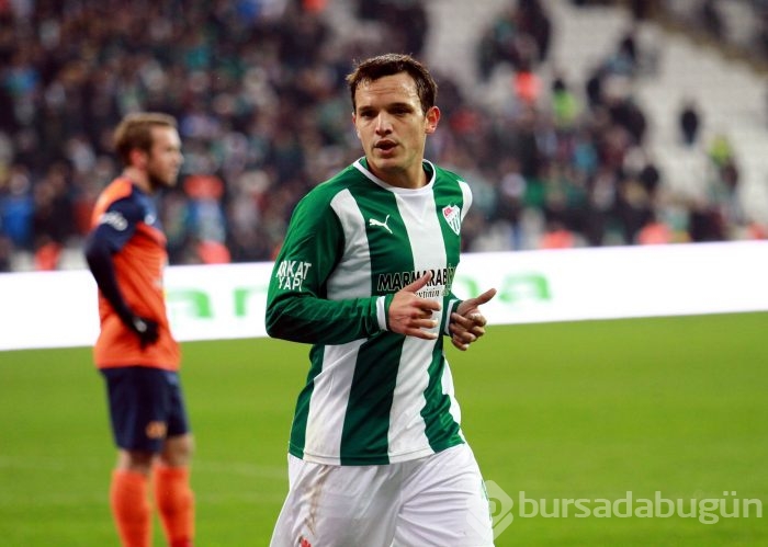 Bursaspor - Medipol Başakşehir maçından kareler
