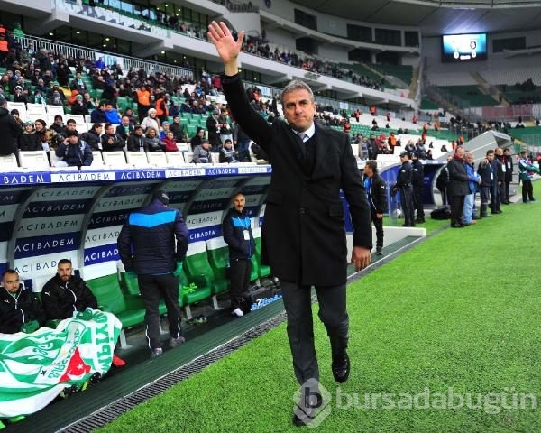 Bursaspor - Medipol Başakşehir maçından kareler