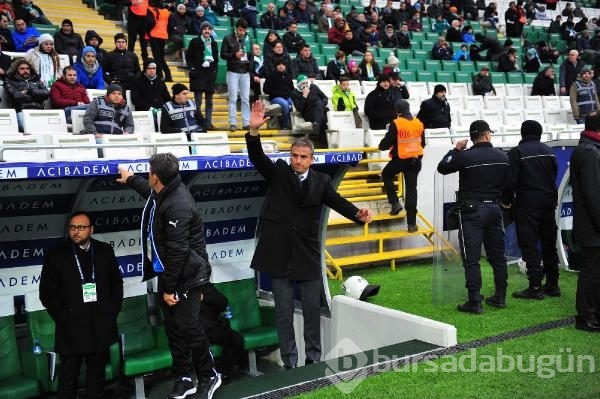Bursaspor - Medipol Başakşehir maçından kareler