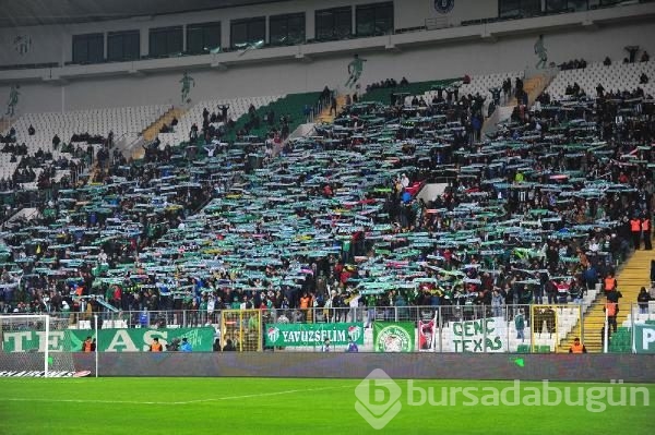 Bursaspor - Medipol Başakşehir maçından kareler