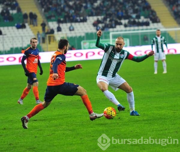 Bursaspor - Medipol Başakşehir maçından kareler