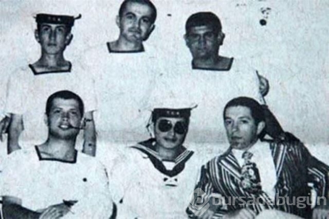 Ünlülerin askerlik fotoğrafları..